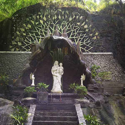 gua maria giri wening